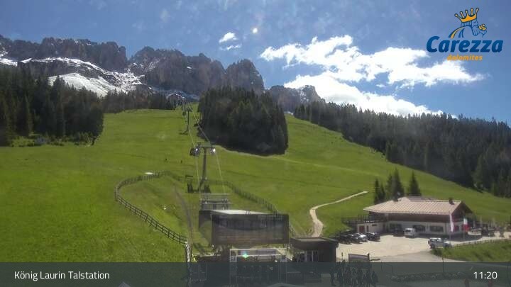 Archived image Webcam Welschnofen: View chair Lift King Laurin