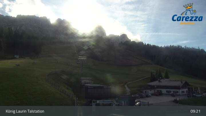Archived image Webcam Welschnofen: View chair Lift King Laurin