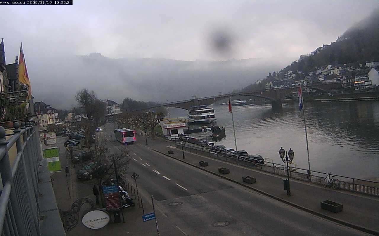 Archived image Webcam Cochem - View to the river Mosel