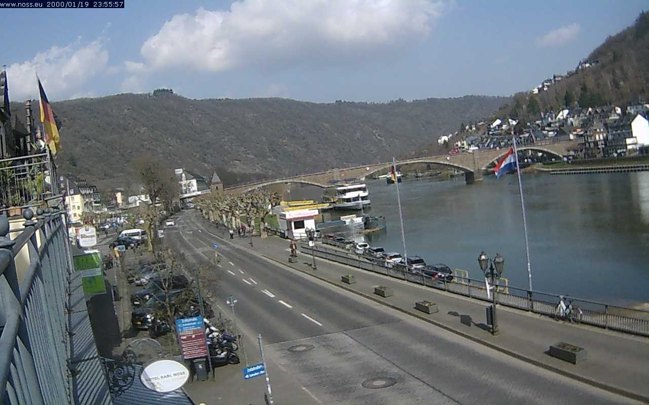 Archived image Webcam Cochem - View to the river Mosel