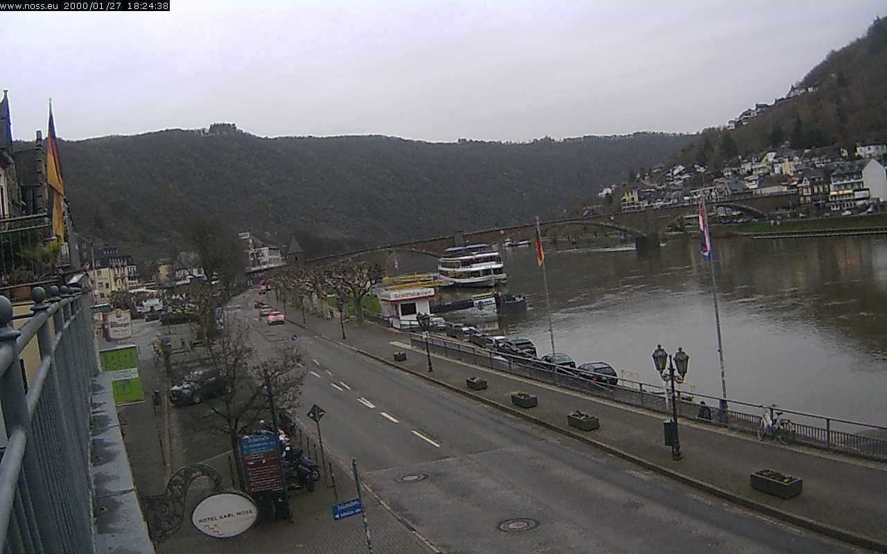Archiv Foto Webcam Cochem Uferpromenade - Blick auf die Mosel