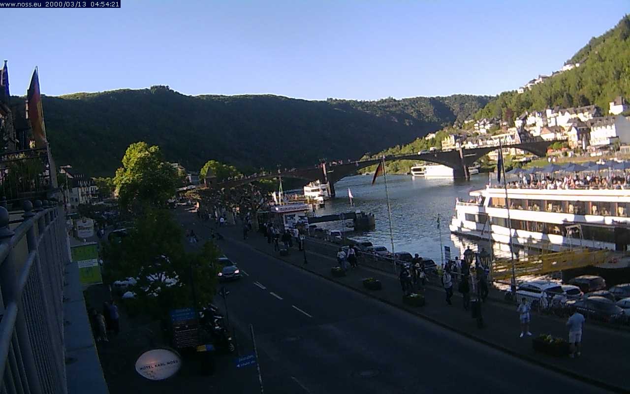 Archived image Webcam Cochem - View to the river Mosel