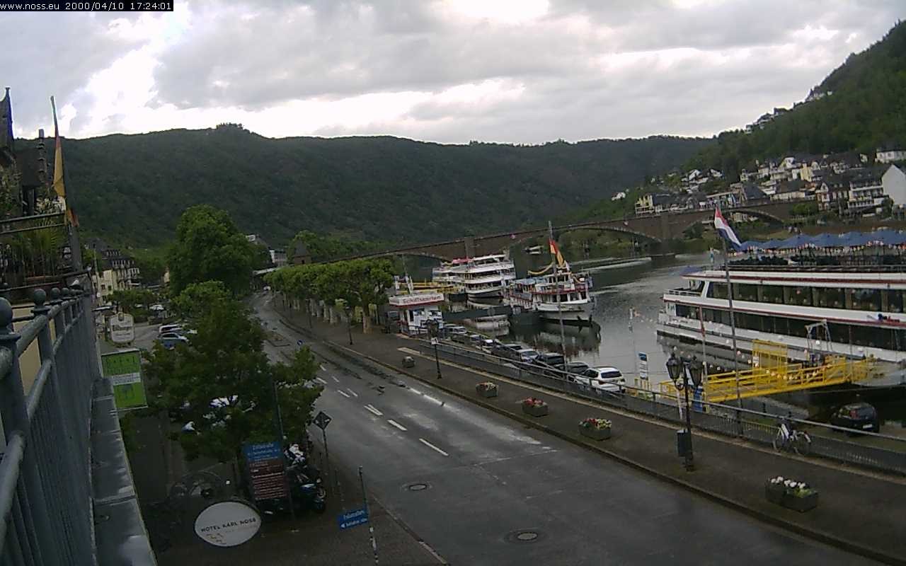Archiv Foto Webcam Cochem Uferpromenade - Blick auf die Mosel
