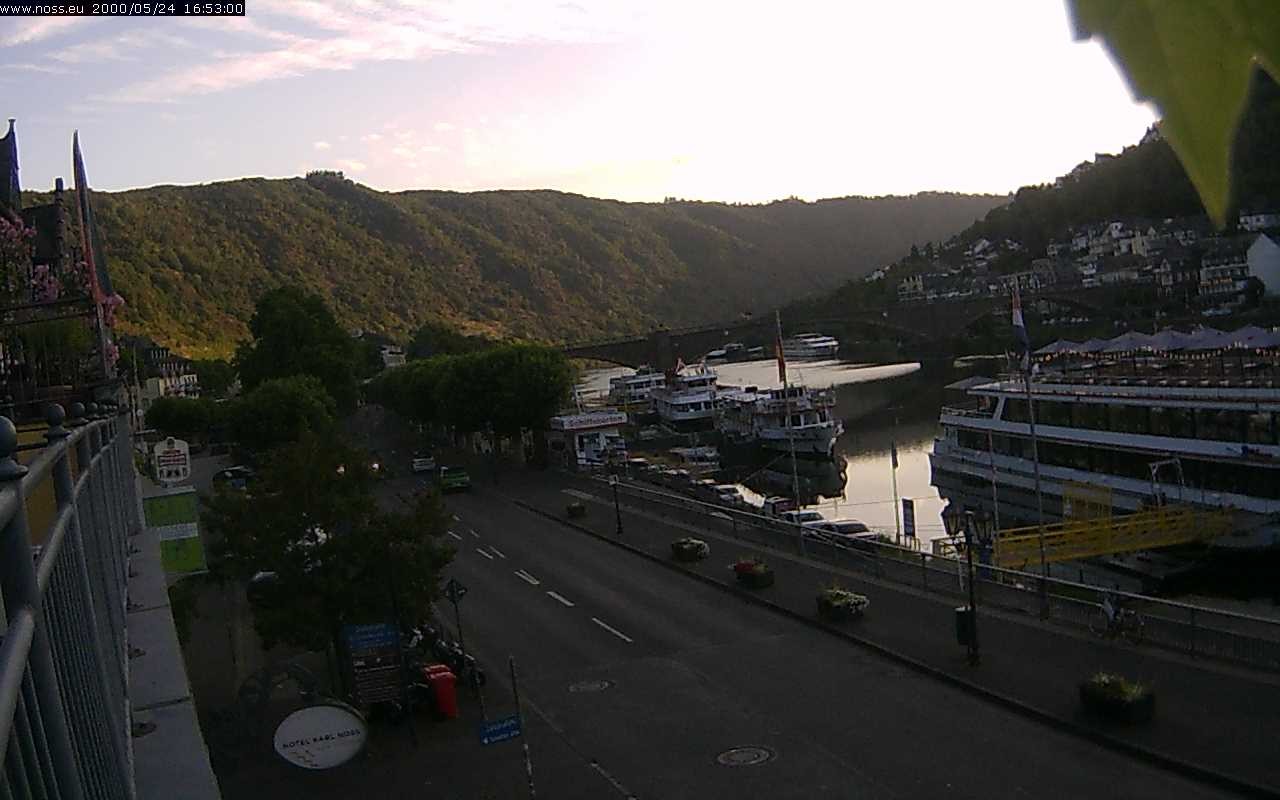 Archiv Foto Webcam Cochem Uferpromenade - Blick auf die Mosel
