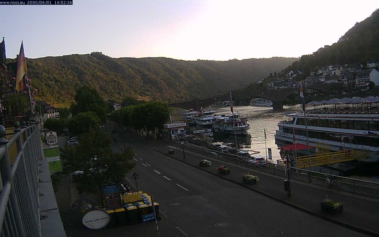 Archived image Webcam Cochem - View to the river Mosel