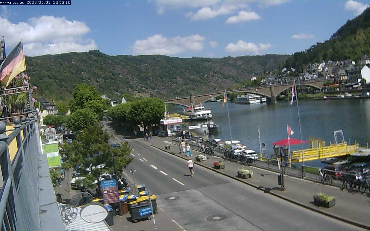 Archived image Webcam Cochem - View to the river Mosel