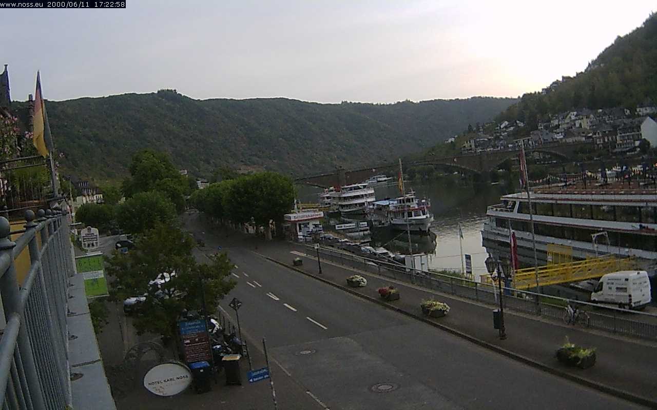 Archiv Foto Webcam Cochem Uferpromenade - Blick auf die Mosel