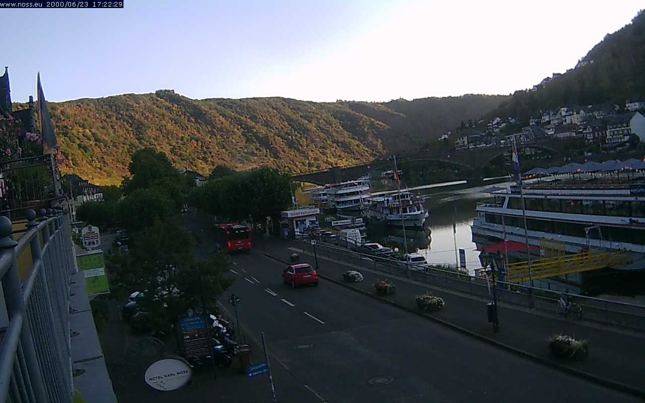 Archiv Foto Webcam Cochem Uferpromenade - Blick auf die Mosel