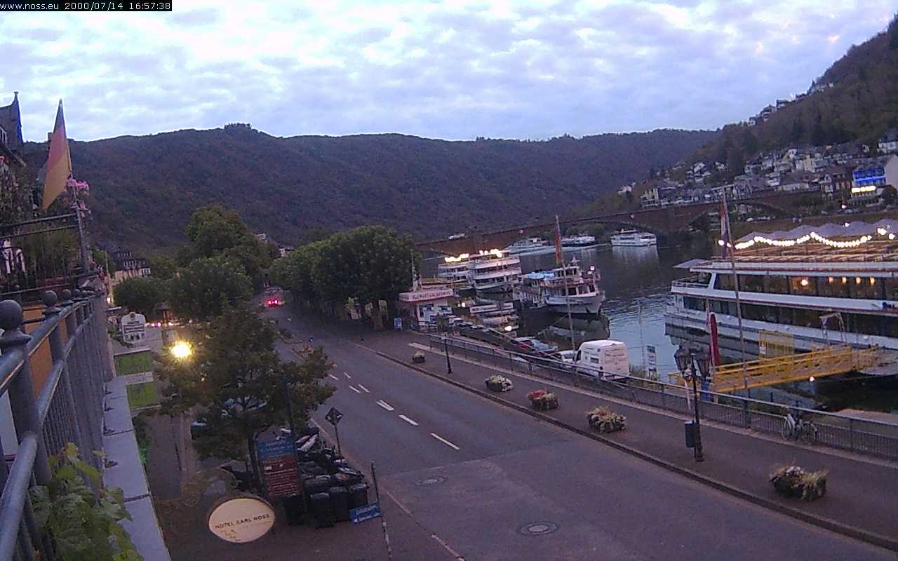Archiv Foto Webcam Cochem Uferpromenade - Blick auf die Mosel