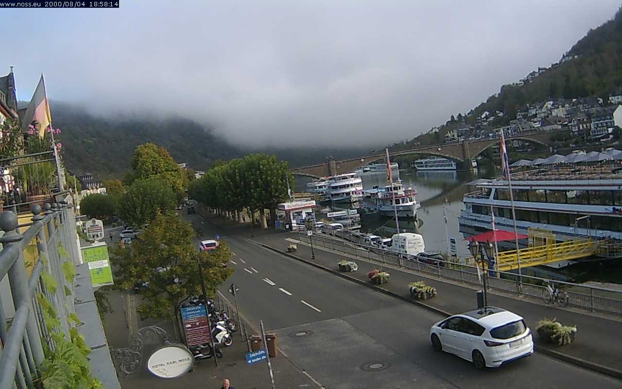 Archiv Foto Webcam Cochem Uferpromenade - Blick auf die Mosel