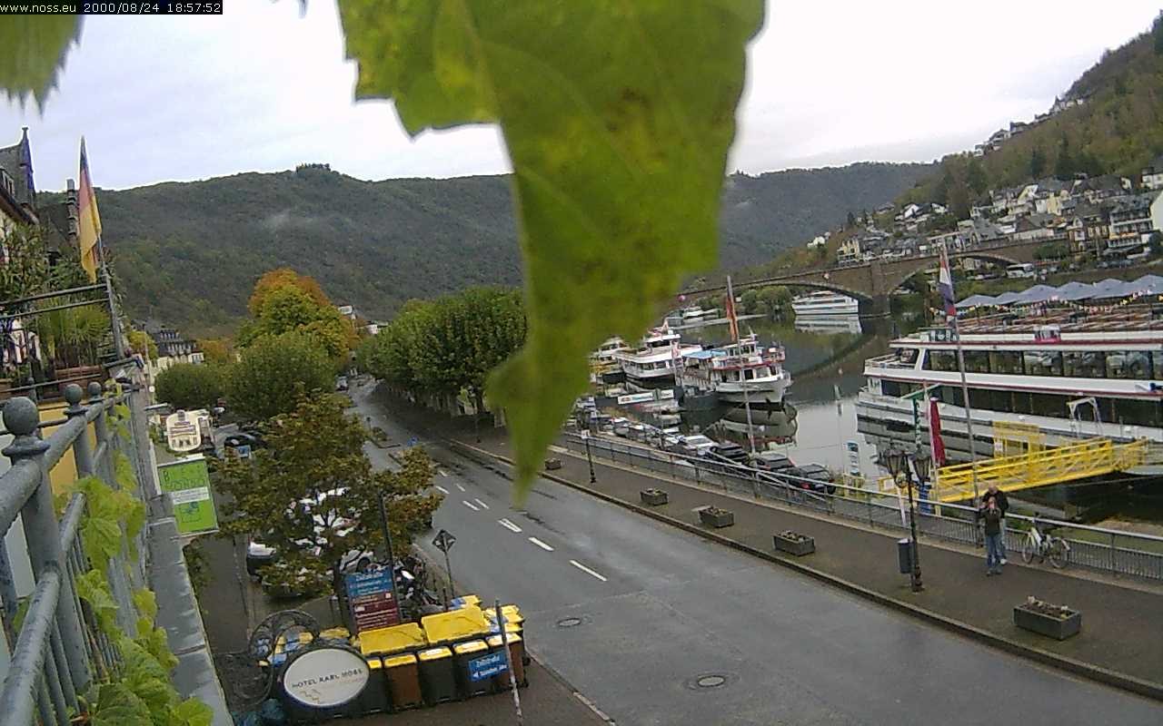 Archiv Foto Webcam Cochem Uferpromenade - Blick auf die Mosel