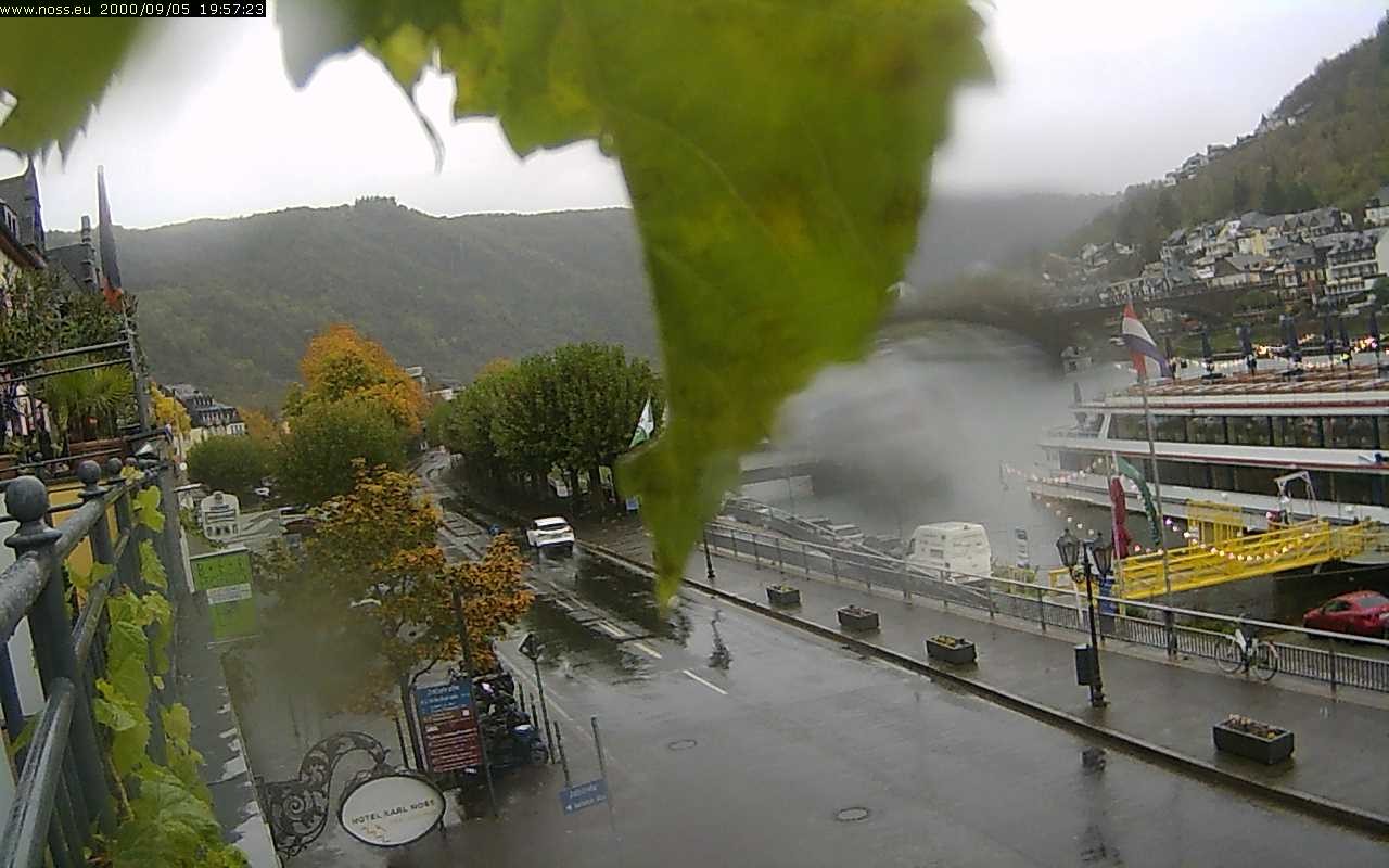 Archiv Foto Webcam Cochem Uferpromenade - Blick auf die Mosel
