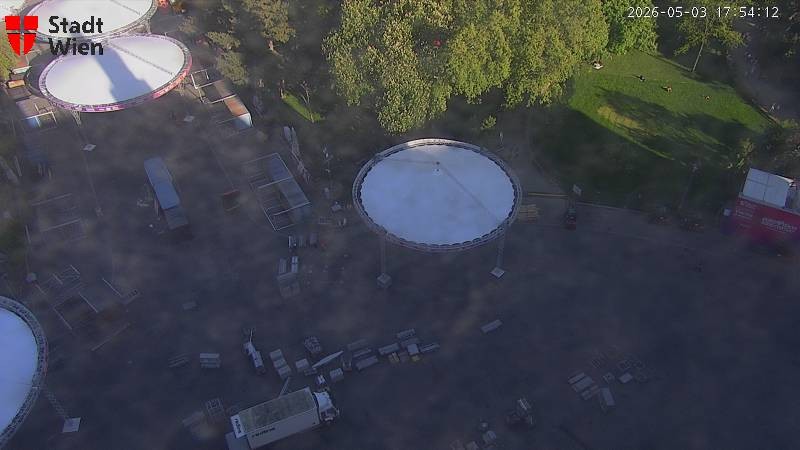 Archiv Foto Webcam Wien - Rathausplatz