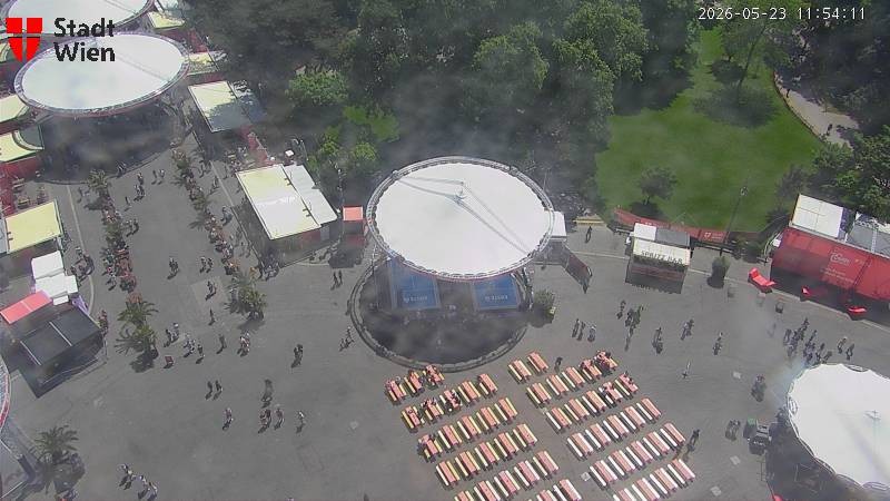 Archiv Foto Webcam Wien - Rathausplatz