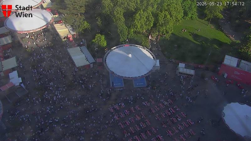 Archiv Foto Webcam Wien - Rathausplatz