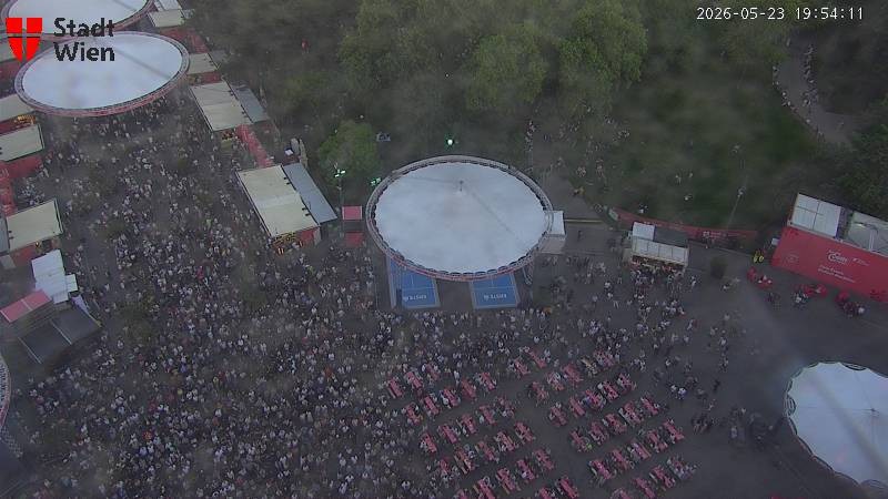 Archiv Foto Webcam Wien - Rathausplatz