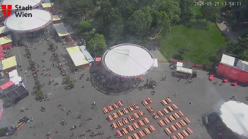 Archiv Foto Webcam Wien - Rathausplatz