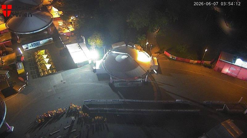 Archiv Foto Webcam Wien - Rathausplatz