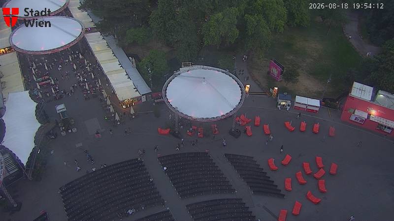 Archiv Foto Webcam Wien - Rathausplatz