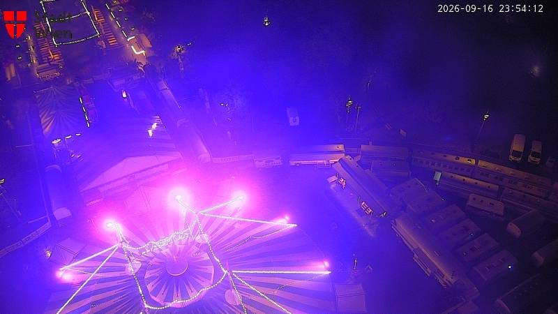 Archiv Foto Webcam Wien - Rathausplatz