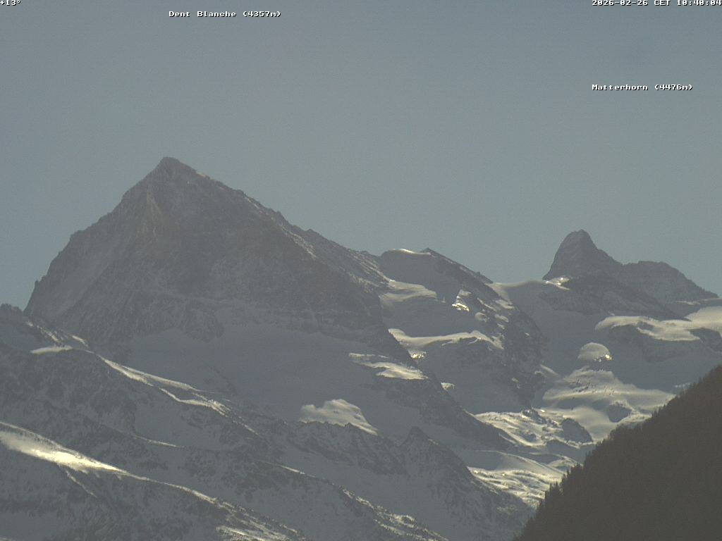 Archived image Webcam Thyon: Les Masses - View of Dent Blanche and Matterhorn