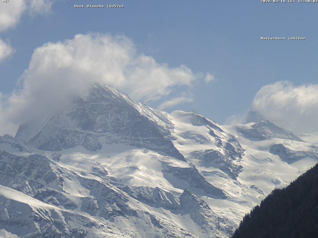 Archiv Foto Webcam Thyon: Les Masses - Blick Richtung Dent Blanche und Matterhorn