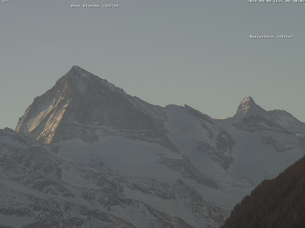 Archived image Webcam Thyon: Les Masses - View of Dent Blanche and Matterhorn