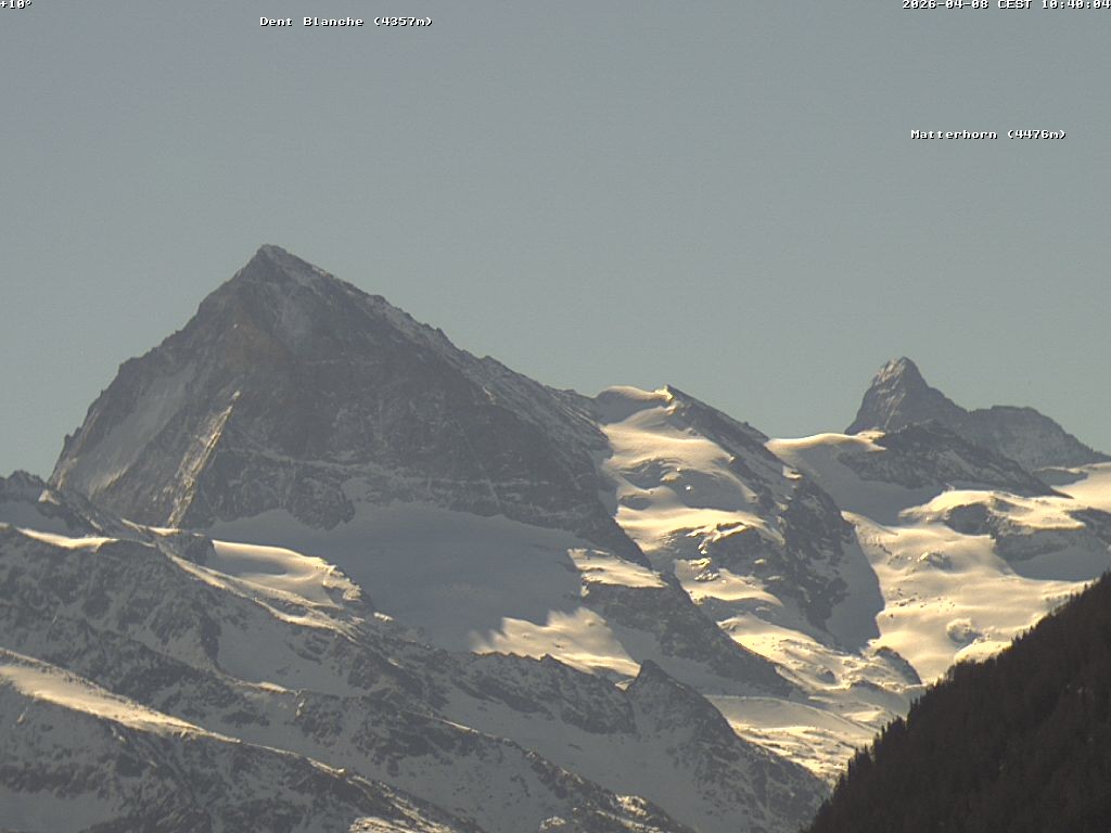 Archived image Webcam Thyon: Les Masses - View of Dent Blanche and Matterhorn
