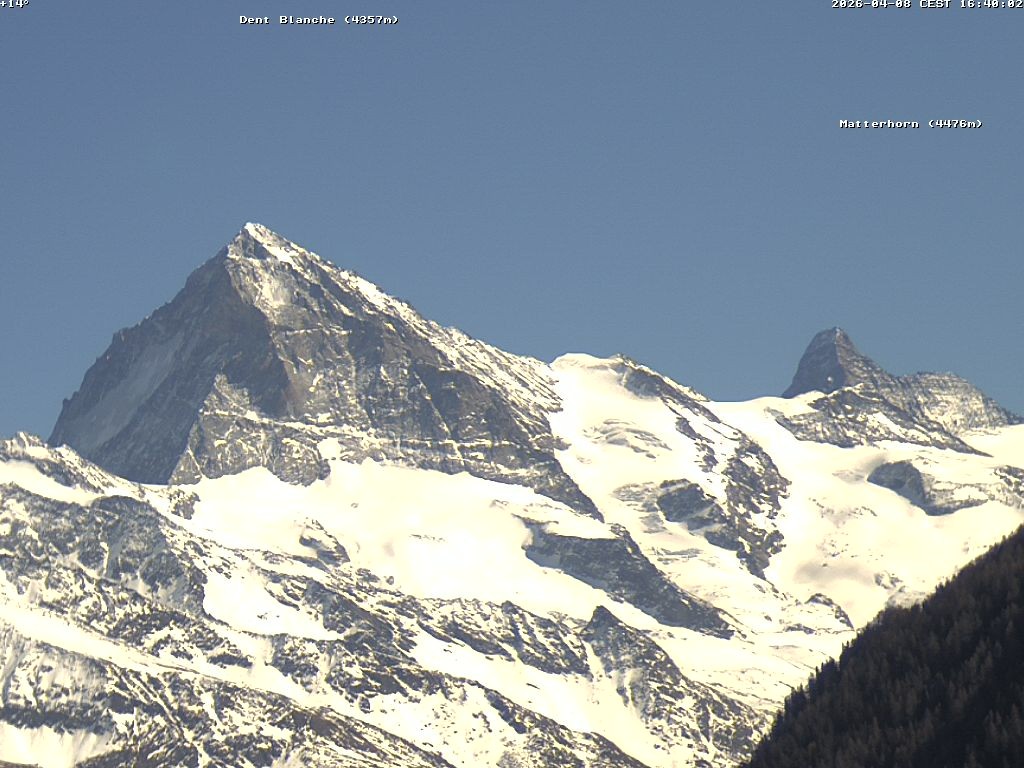 Archived image Webcam Thyon: Les Masses - View of Dent Blanche and Matterhorn