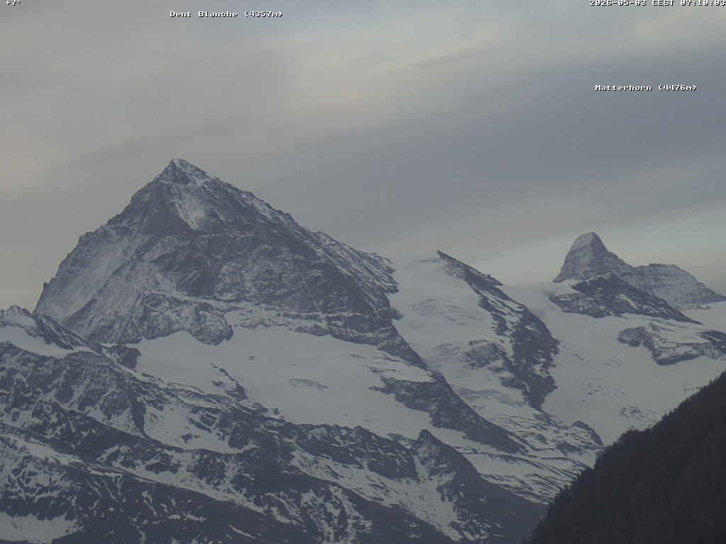 Archiv Foto Webcam Thyon: Les Masses - Blick Richtung Dent Blanche und Matterhorn