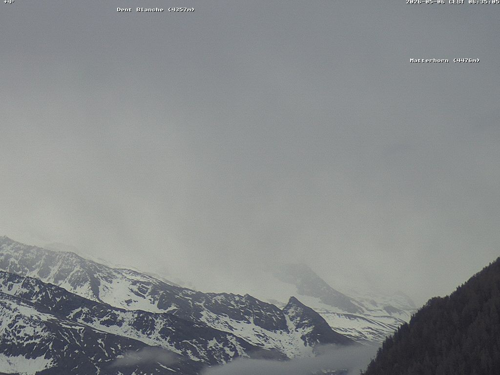 Archived image Webcam Thyon: Les Masses - View of Dent Blanche and Matterhorn