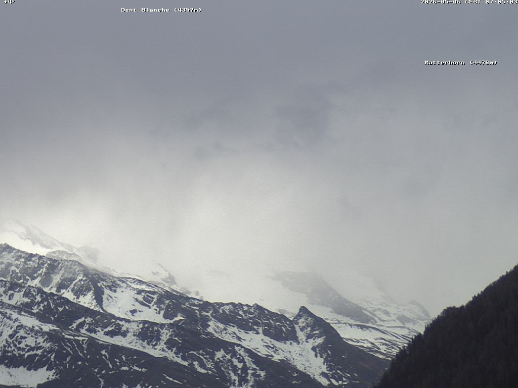 Archived image Webcam Thyon: Les Masses - View of Dent Blanche and Matterhorn