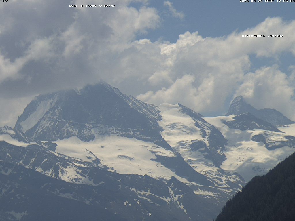 Archiv Foto Webcam Thyon: Les Masses - Blick Richtung Dent Blanche und Matterhorn