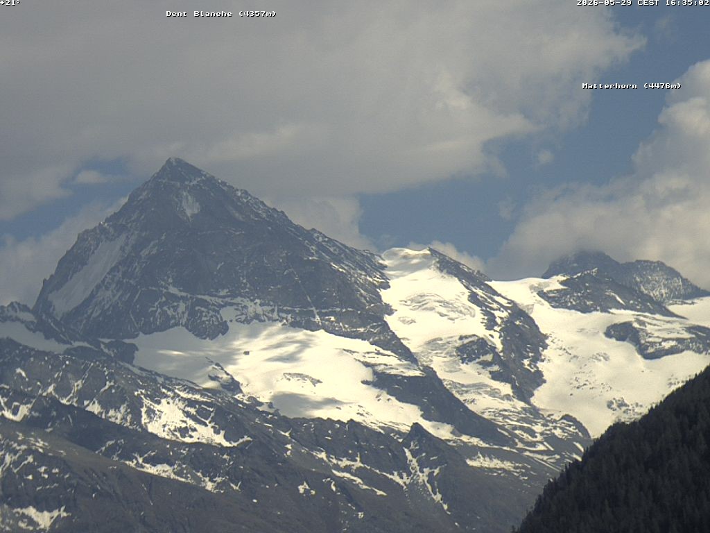 Archiv Foto Webcam Thyon: Les Masses - Blick Richtung Dent Blanche und Matterhorn