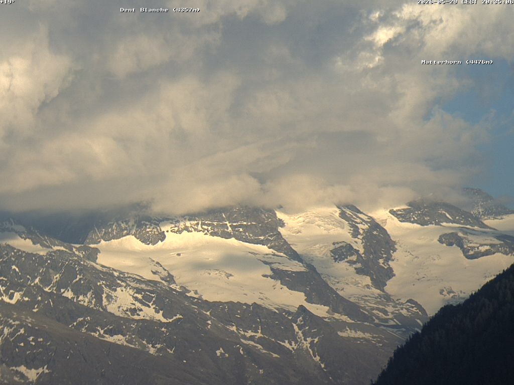 Archiv Foto Webcam Thyon: Les Masses - Blick Richtung Dent Blanche und Matterhorn