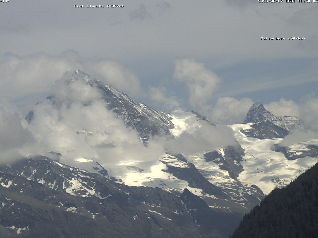 Archived image Webcam Thyon: Les Masses - View of Dent Blanche and Matterhorn