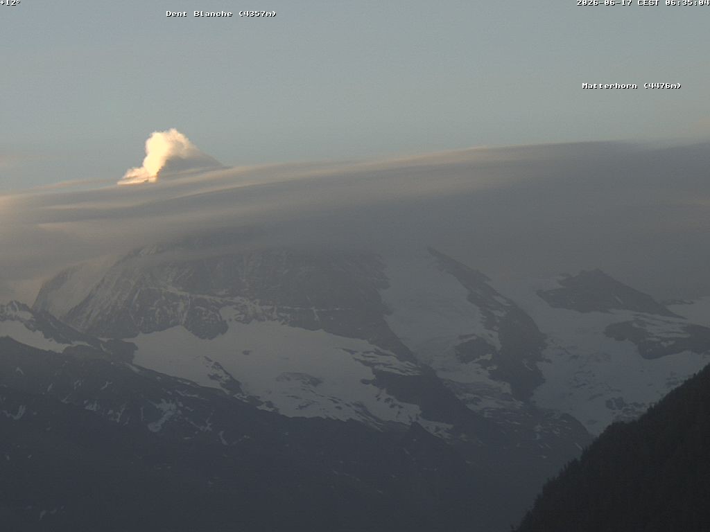 Archiv Foto Webcam Thyon: Les Masses - Blick Richtung Dent Blanche und Matterhorn