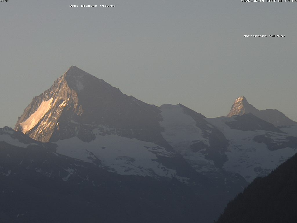 Archiv Foto Webcam Thyon: Les Masses - Blick Richtung Dent Blanche und Matterhorn