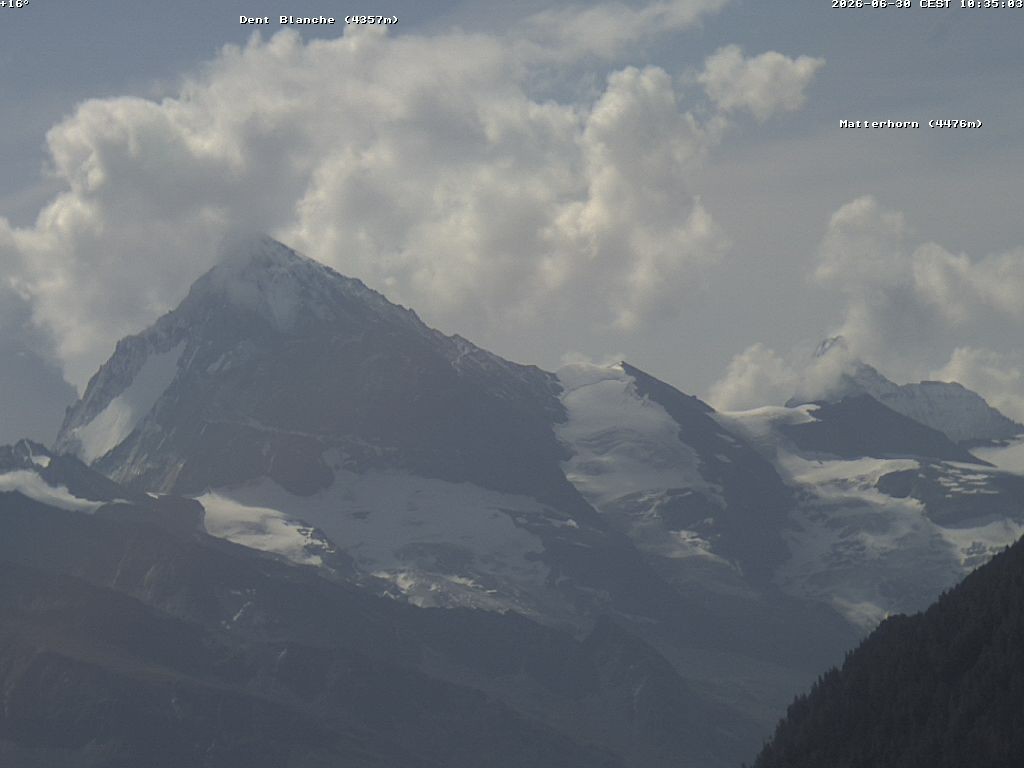Archived image Webcam Thyon: Les Masses - View of Dent Blanche and Matterhorn