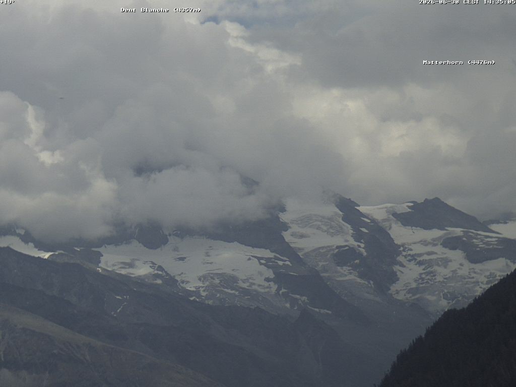 Archived image Webcam Thyon: Les Masses - View of Dent Blanche and Matterhorn