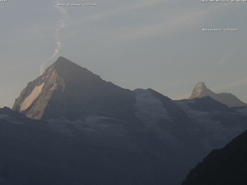 Archived image Webcam Thyon: Les Masses - View of Dent Blanche and Matterhorn