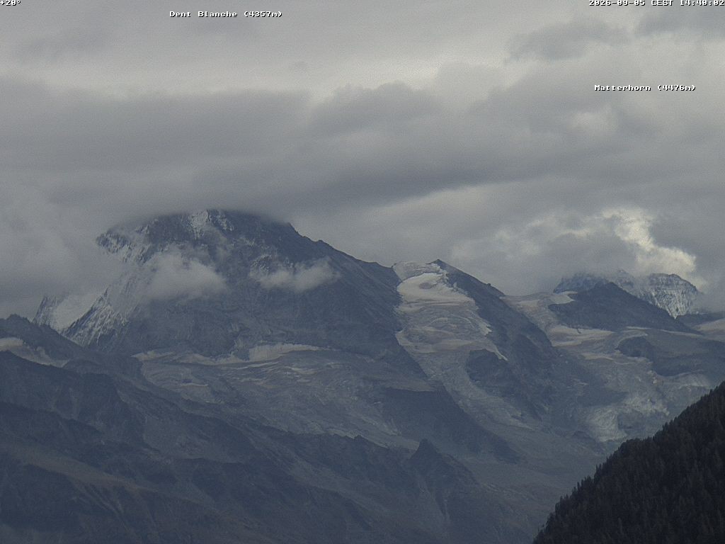 Archived image Webcam Thyon: Les Masses - View of Dent Blanche and Matterhorn