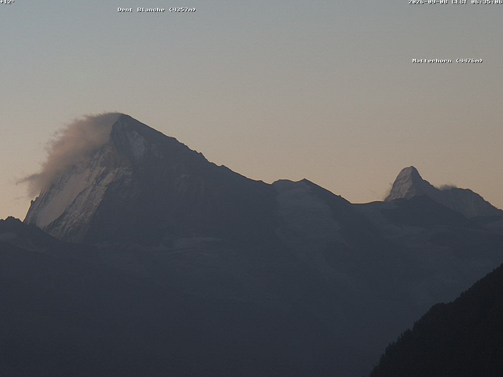 Archiv Foto Webcam Thyon: Les Masses - Blick Richtung Dent Blanche und Matterhorn