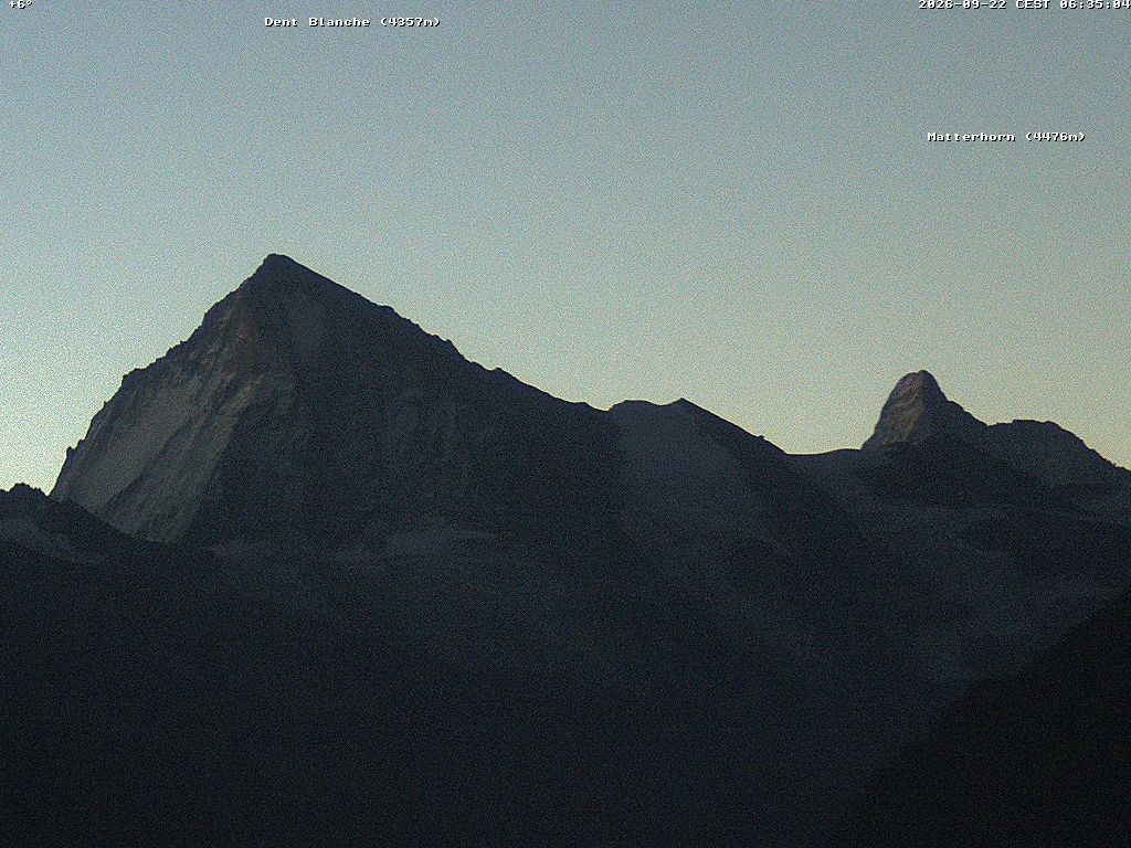 Archiv Foto Webcam Thyon: Les Masses - Blick Richtung Dent Blanche und Matterhorn