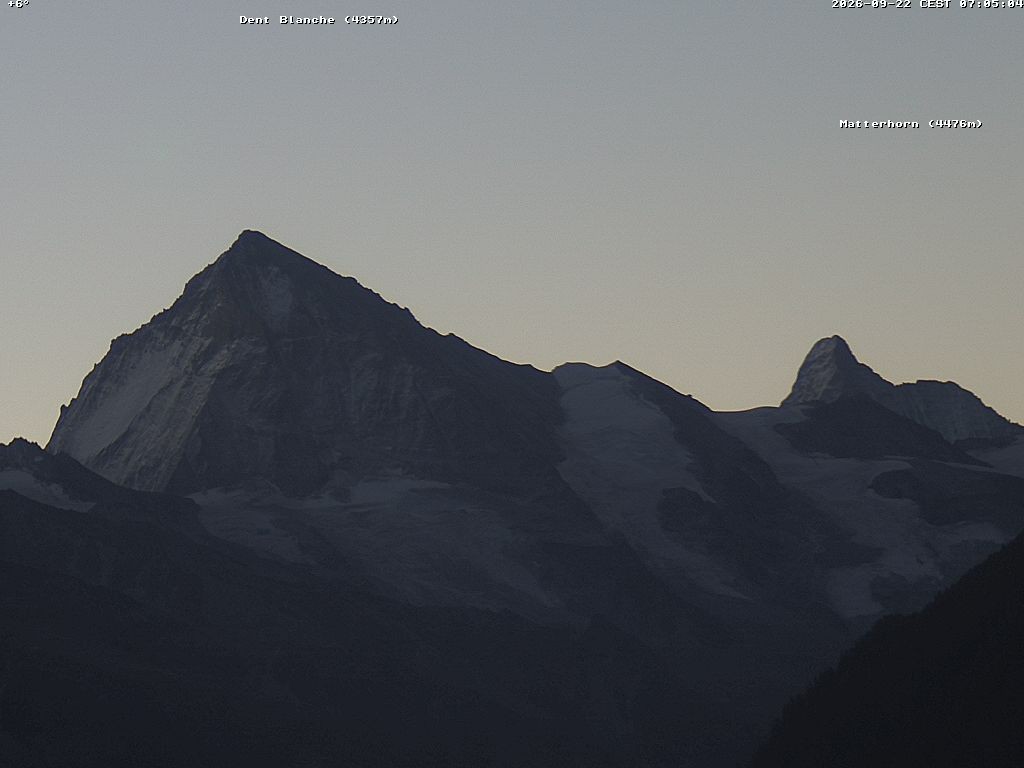 Archiv Foto Webcam Thyon: Les Masses - Blick Richtung Dent Blanche und Matterhorn