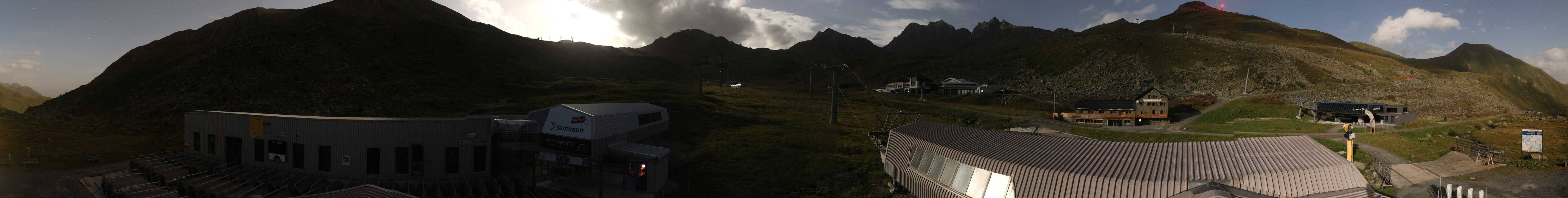 Archived image Webcam Samnaun: View from Alp Trida to Viderjoch