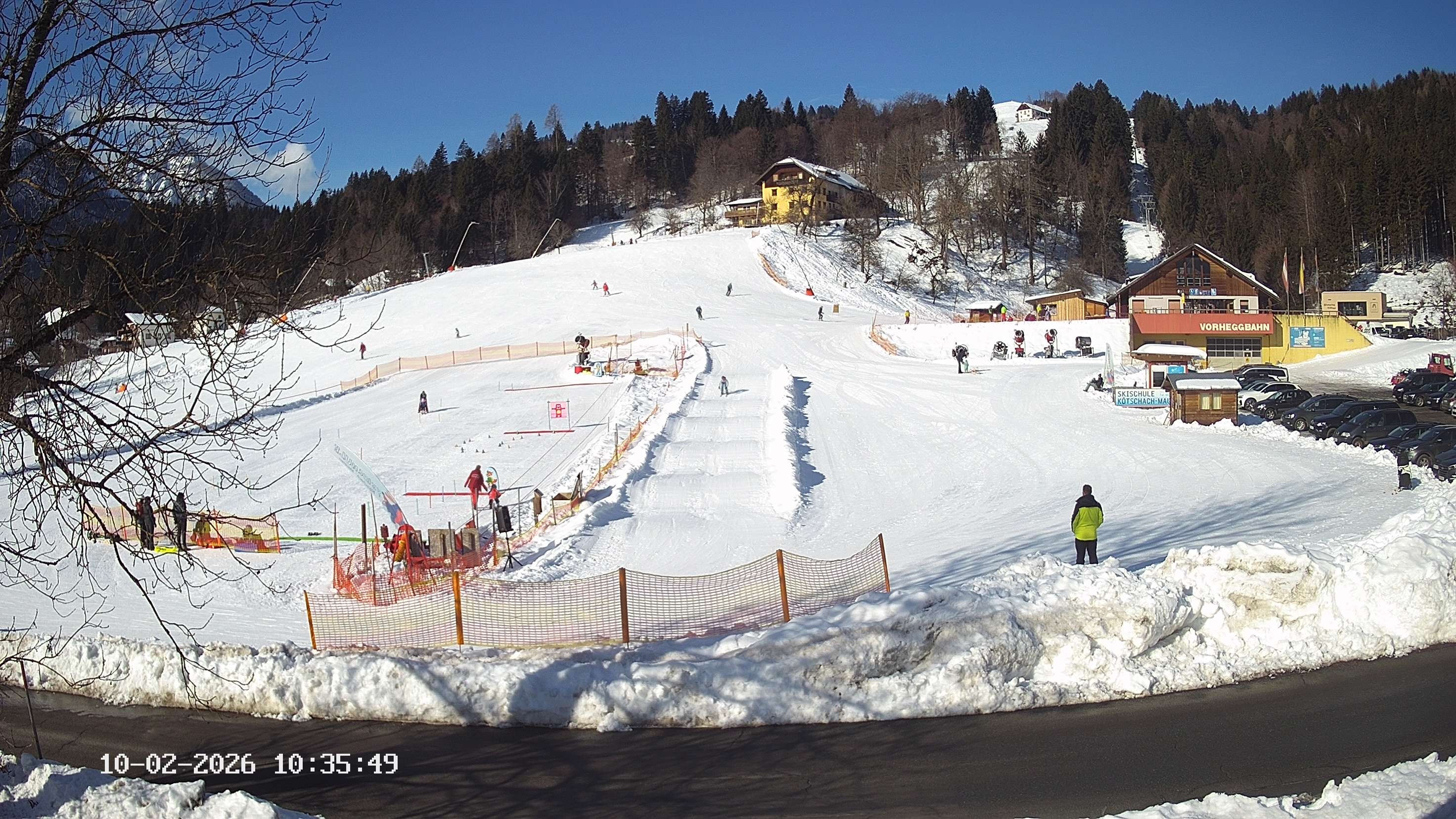 Archiv Foto Webcam Kötschach Mauthen - Talstation