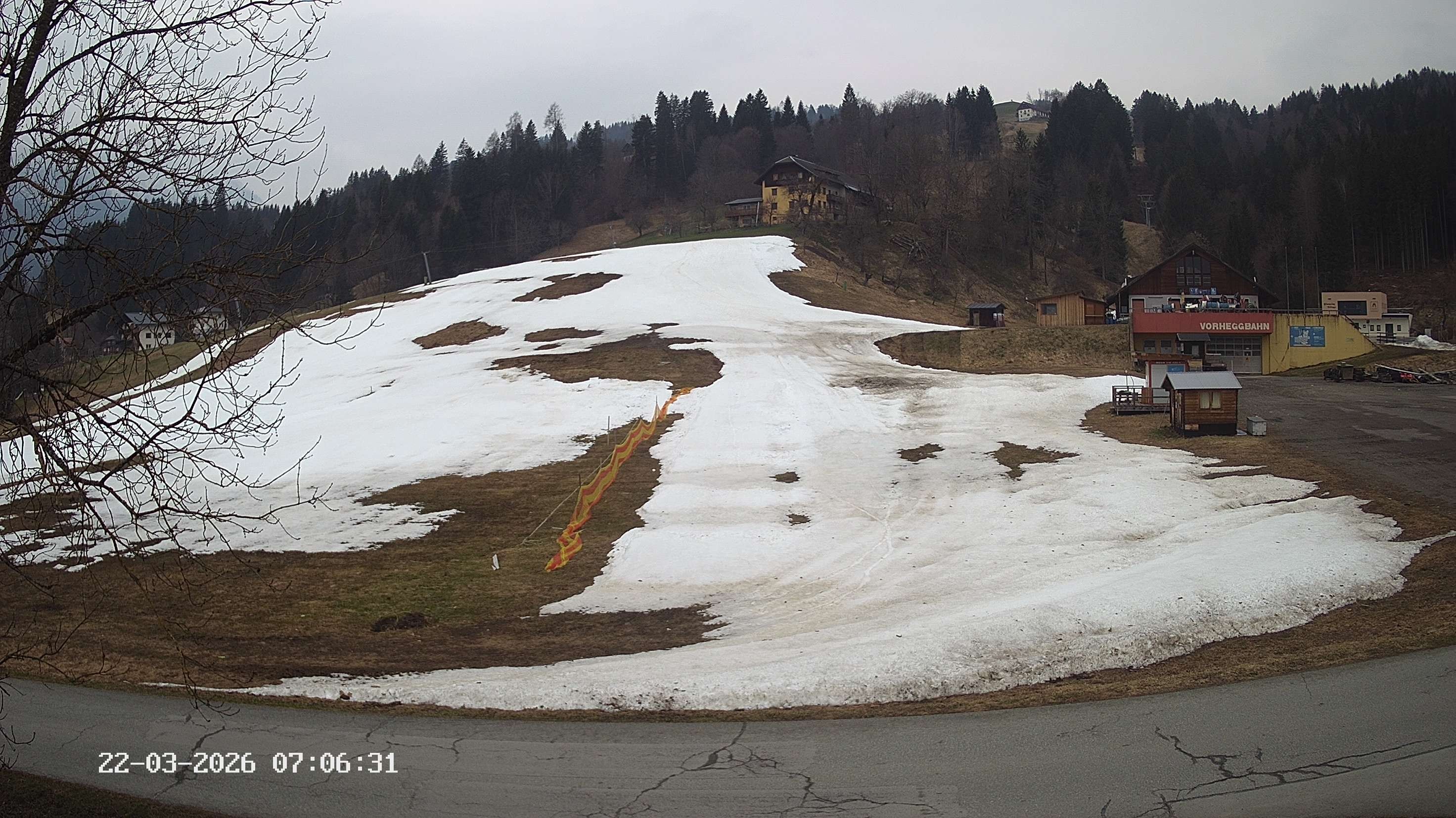 Archiv Foto Webcam Kötschach Mauthen - Talstation