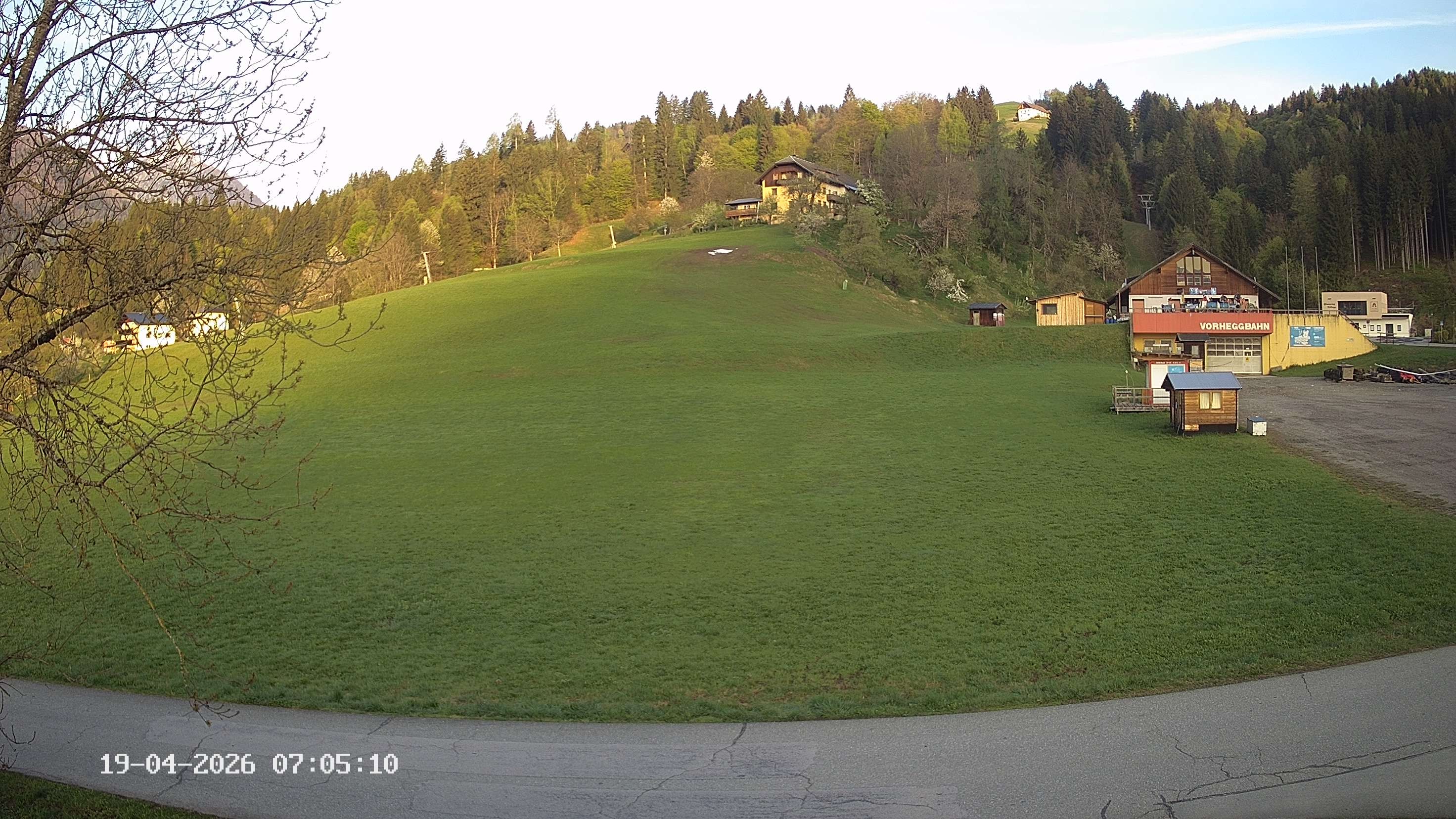 Archiv Foto Webcam Kötschach Mauthen - Talstation