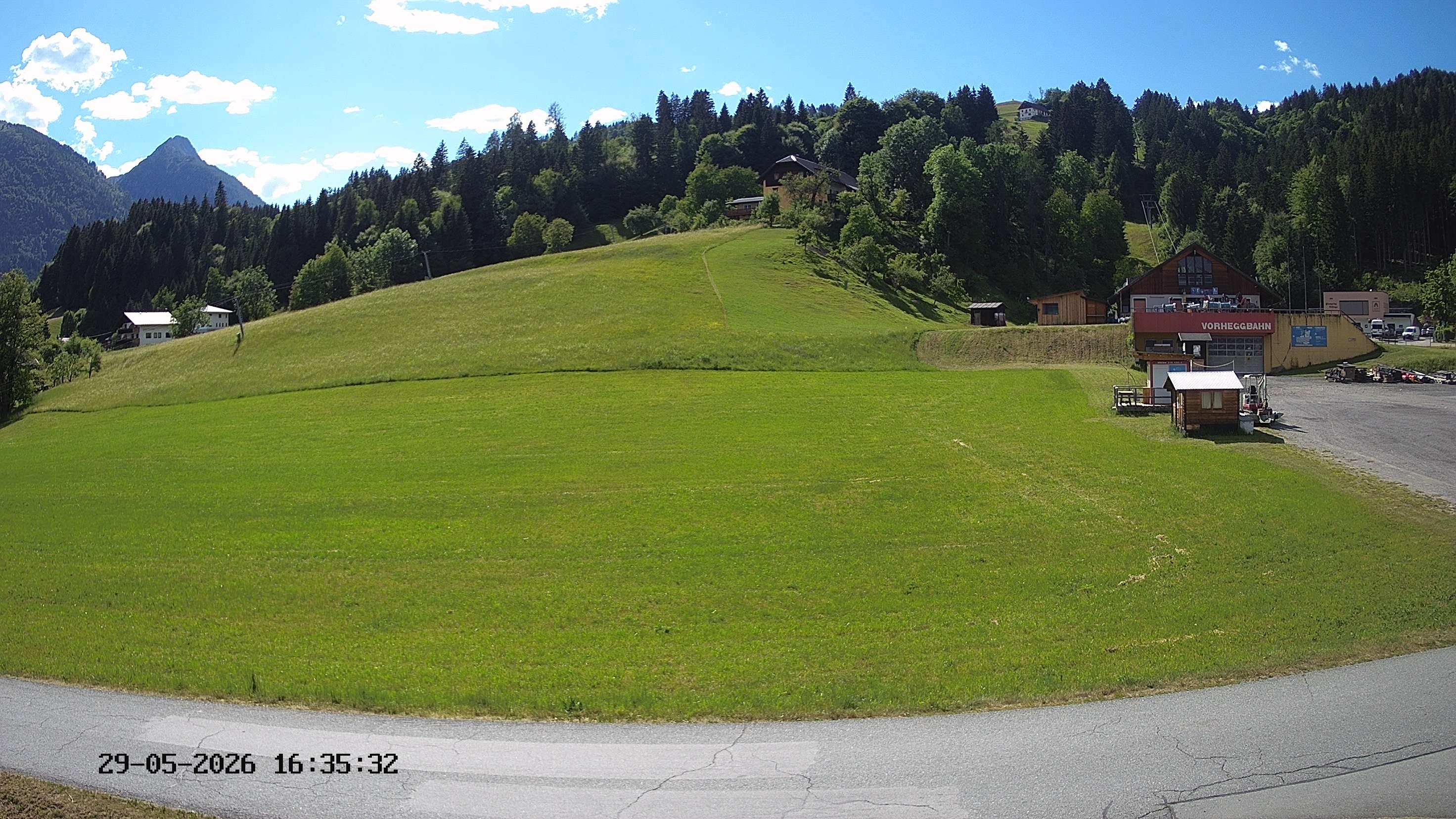 Archiv Foto Webcam Kötschach Mauthen - Talstation